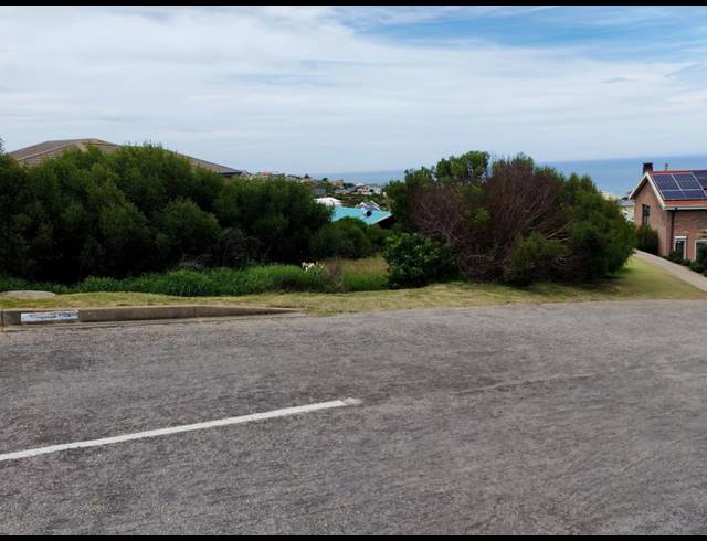 754M² VACANT LAND FOR SALE IN DANA BAY
